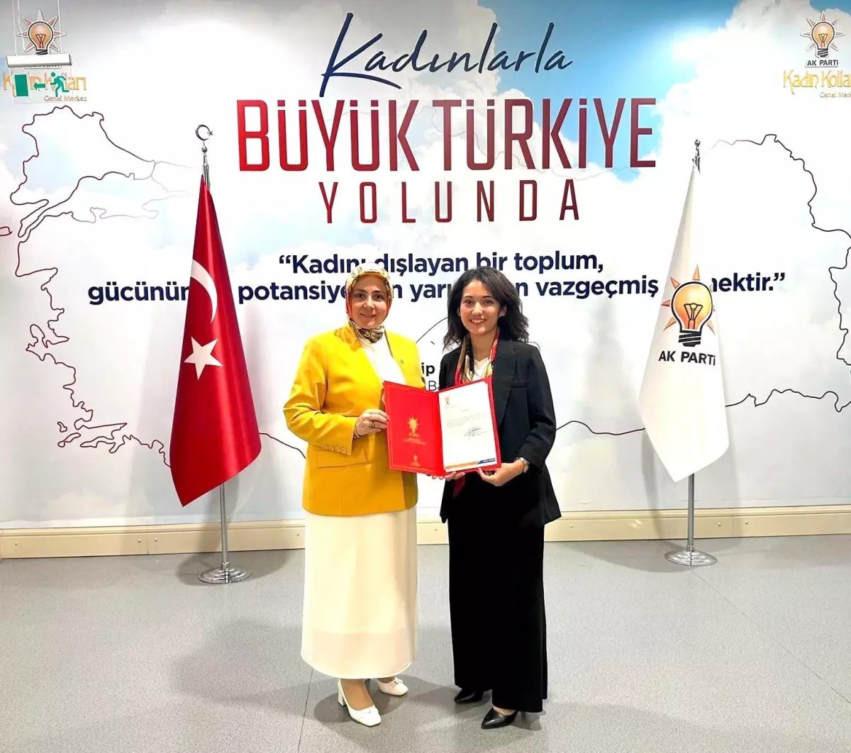 Aydın’da AK Parti İl Kadın Kolları Başkanlığı’na Şahika Edremit Atandı
