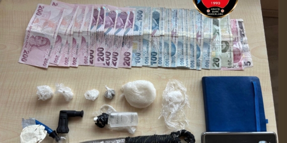 İzmir’de Asayiş Uygulamaları: 180 Aranan Şahıs Yakalandı