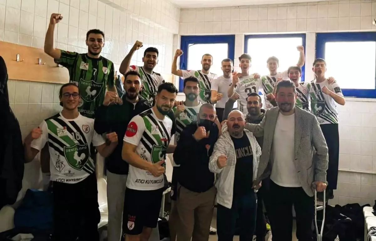 denizlispor-cavidil-izmirde-3-0-galip-gelerek-gocekspor-macina-motivasyon-sagladi-fTNdI7dy.jpg