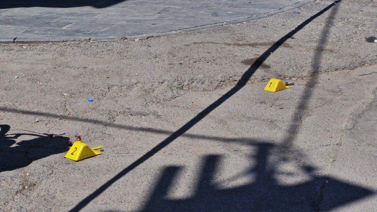 diyarbakirda-husumetli-aileler-birbirine-girdi-0-Pxn8sJhB Diyarbakır'da husumetli aileler birbirine girdi