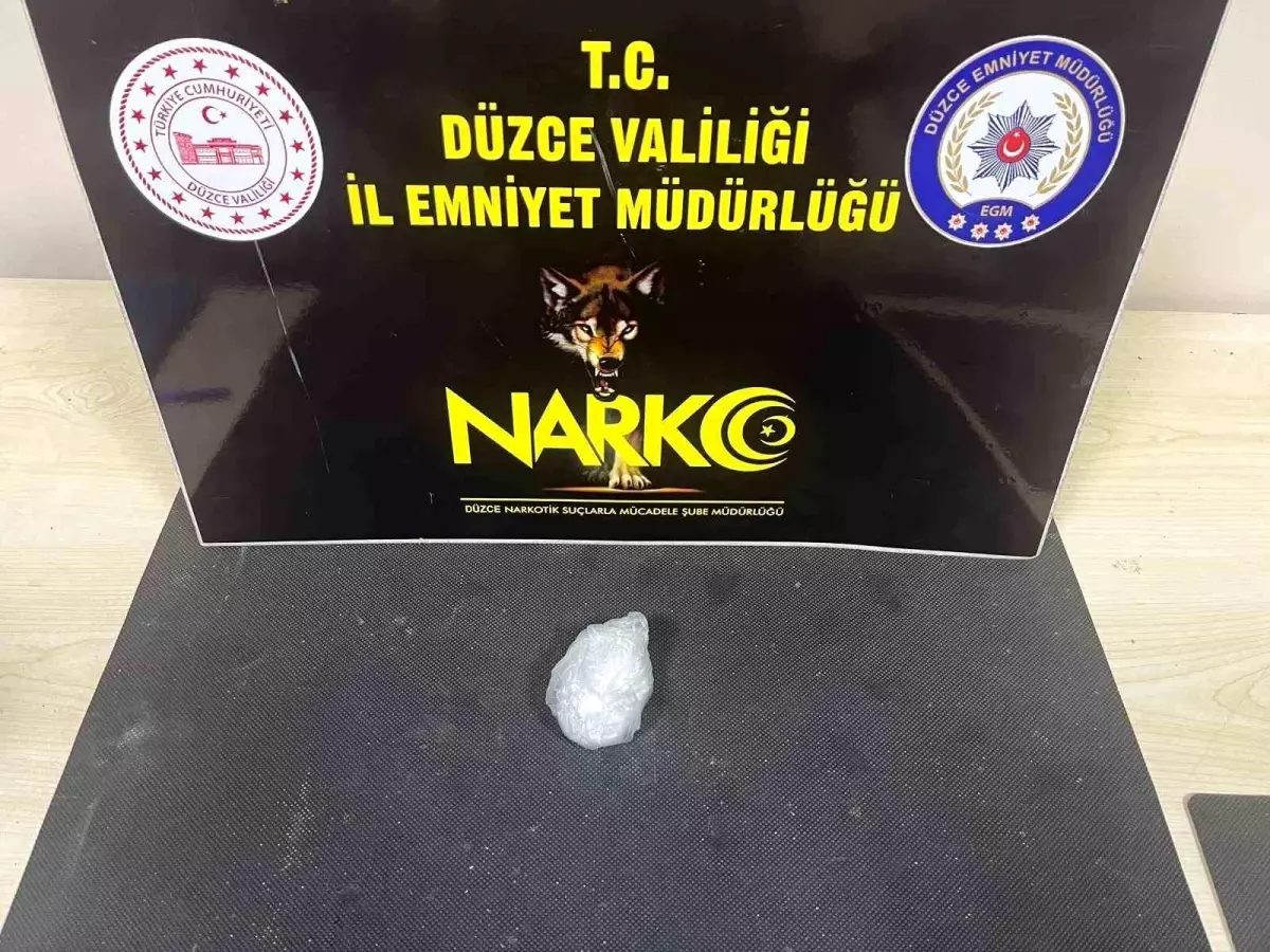 duzcede-uyusturucu-ticareti-tutuklama-AIArsd5U.jpg
