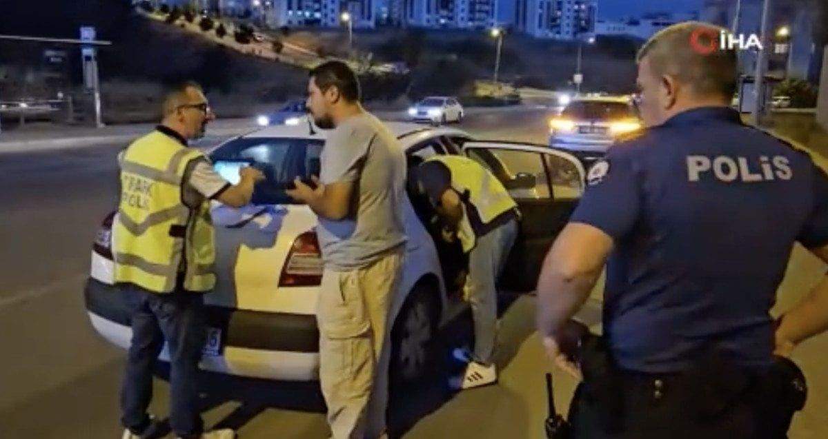 edirnede-alkollu-tir-surucusu-ceza-yememek-icin-agladi-1-zDJUM3Kr Edirne'de alkollü tır sürücüsü ceza yememek için ağladı