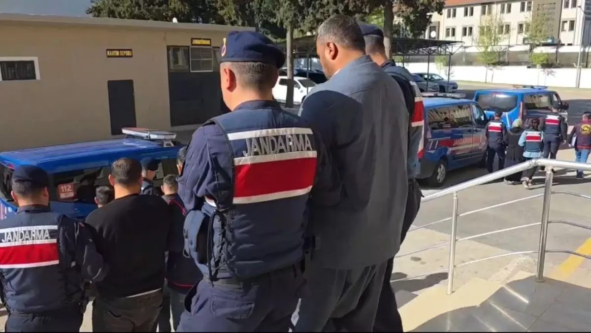 gaziantepte-kasten-oldurmeye-yardimci-8-kisi-tutuklandi-vDLkaDC6.jpg