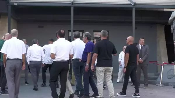 izmirdeki-elektrik-akimi-olayi-davasinda-ilk-durusma-gerceklesti-0-kBeCuv21 İzmir'deki Elektrik Akımı Olayı Davasında İlk Duruşma Gerçekleşti