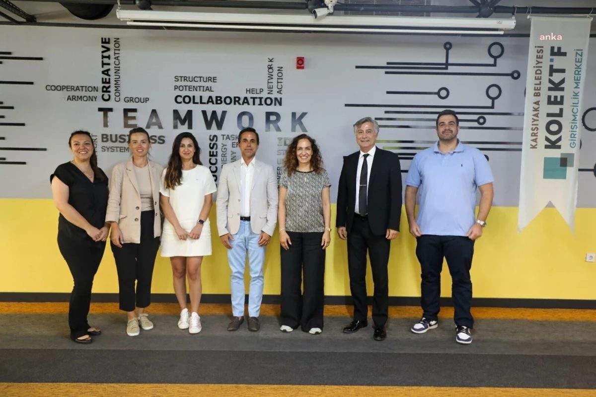 karsiyaka-belediye-baskani-yildiz-unsal-kolektif-girisimcilik-merkezini-ziyaret-etti-DIaKeBnP.jpg