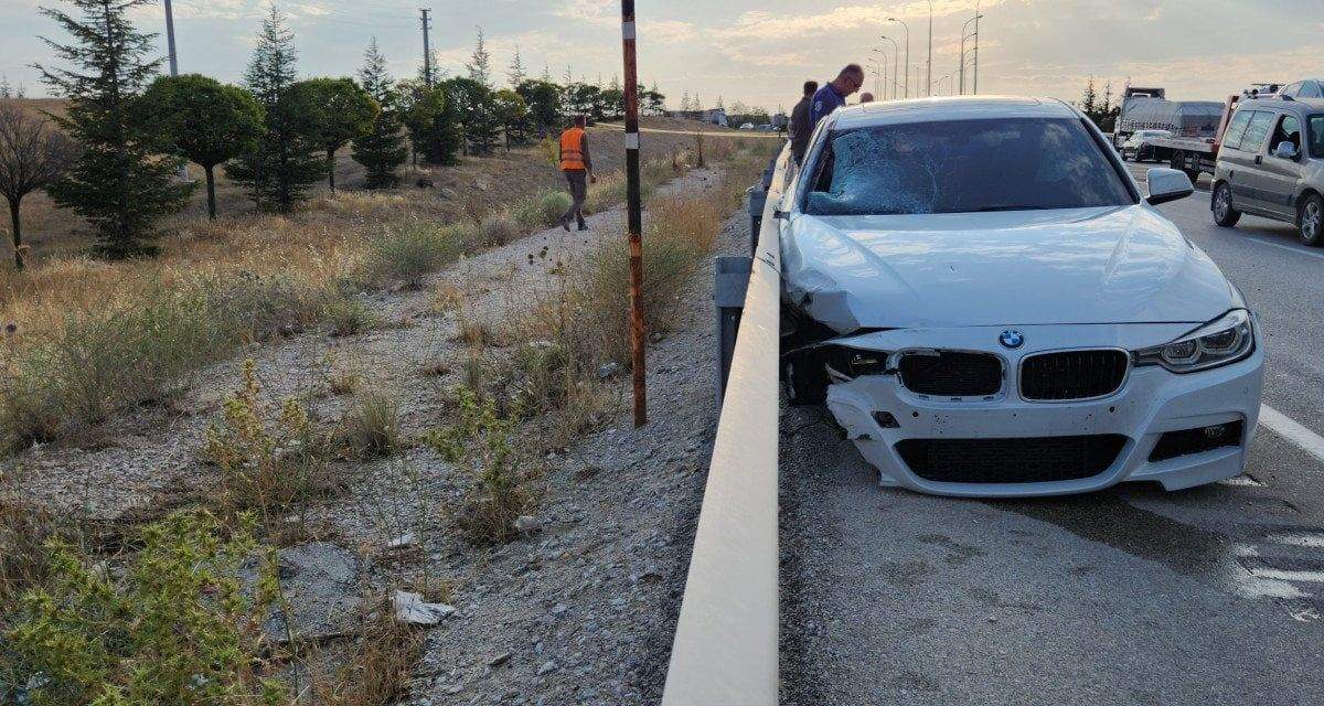 konyada-kaza-yaptigi-aracinin-parcalarini-toplayan-surucuye-otomobil-carpti-1-Zn4KwvTA Konya'da kaza yaptığı aracının parçalarını toplayan sürücüye otomobil çarptı
