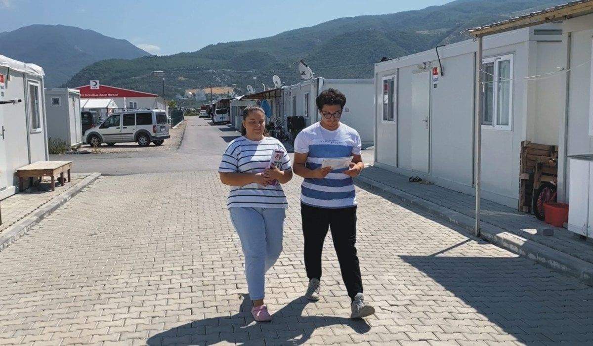 osmaniyede-konteynerde-kalan-kardesler-tibbi-kazandi-3-QThutMXq Osmaniye'de konteynerde kalan kardeşler, tıbbı kazandı