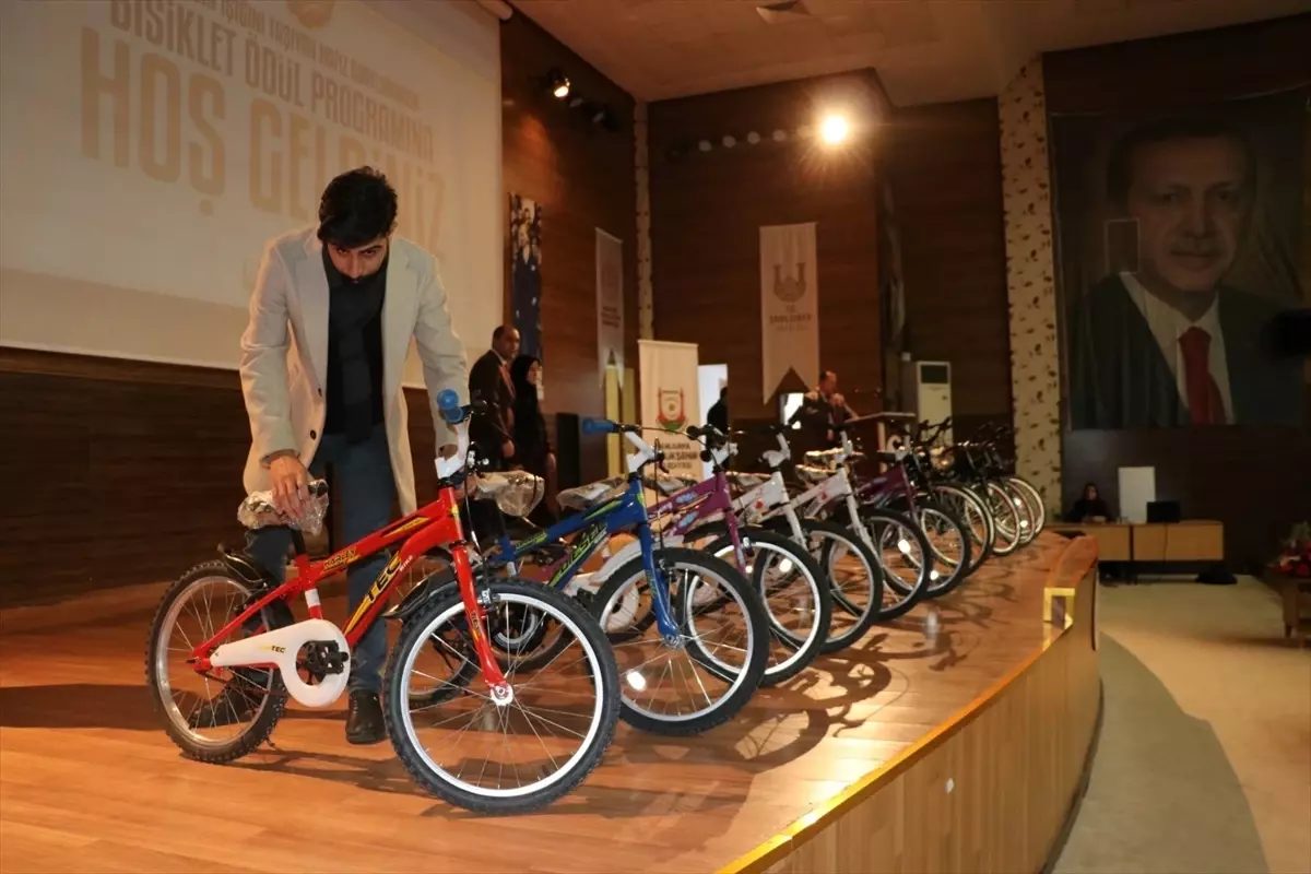 sanliurfada-200-hafiza-bisiklet-ikram-edildi-Nrub9l7m.jpg