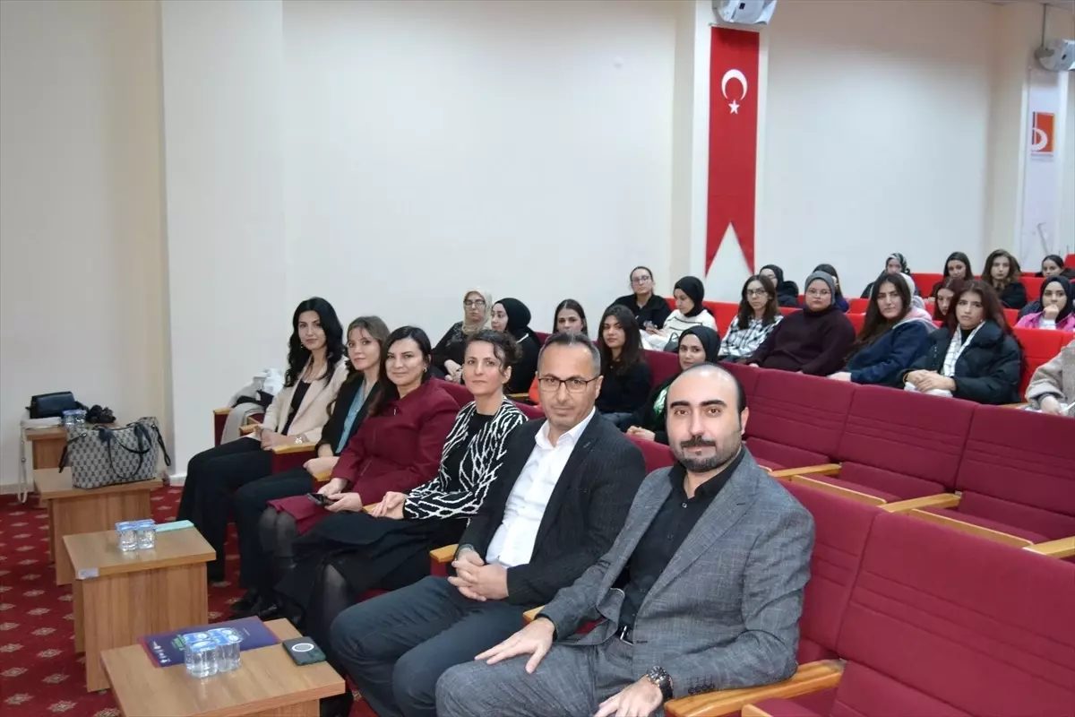 Sıhhat İdaresinde Meslek Semineri