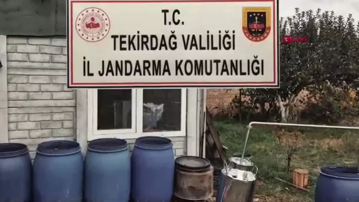 tekirdagda-558-litre-uydurma-icki-ele-gecirildi-HWMtqKss.jpg