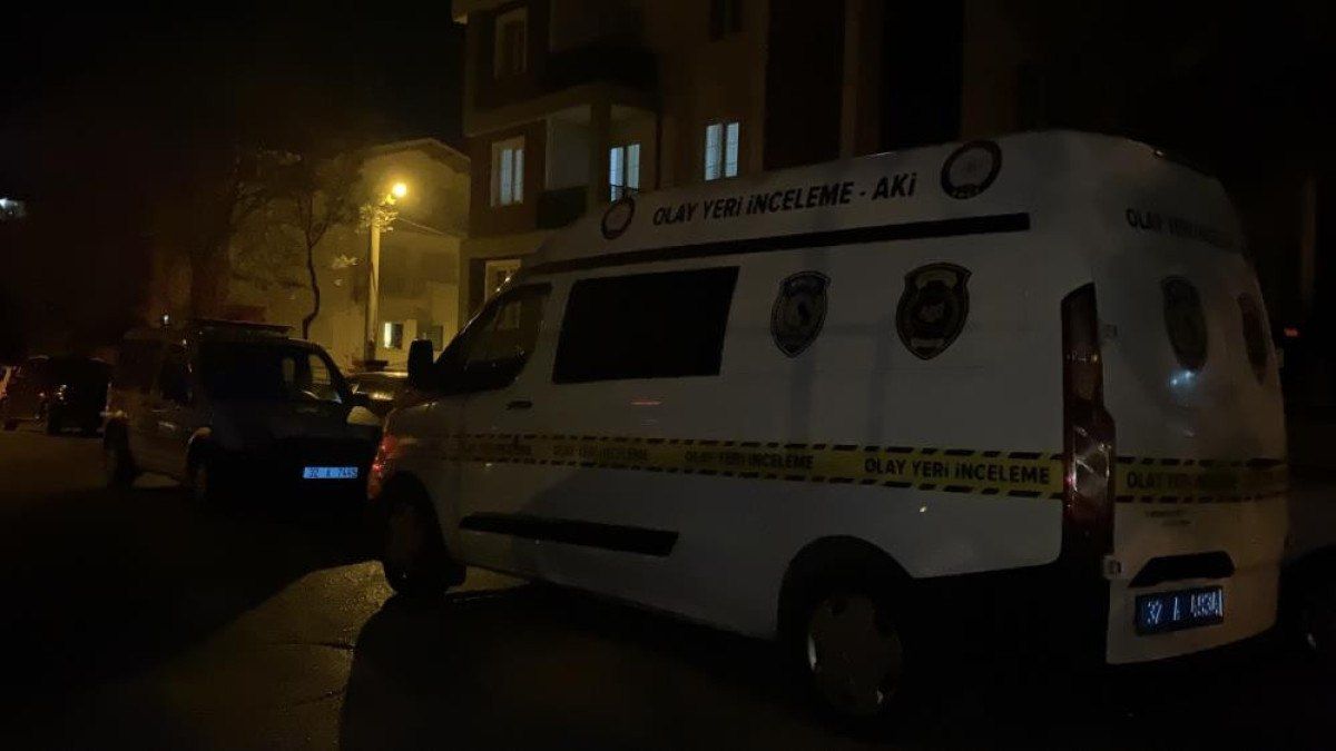 yurt-odasinda-biriktirilen-cok-sayida-cakmak-gazi-patladi-0-Zia655HL Yurt odasında biriktirilen çok sayıda çakmak gazı patladı